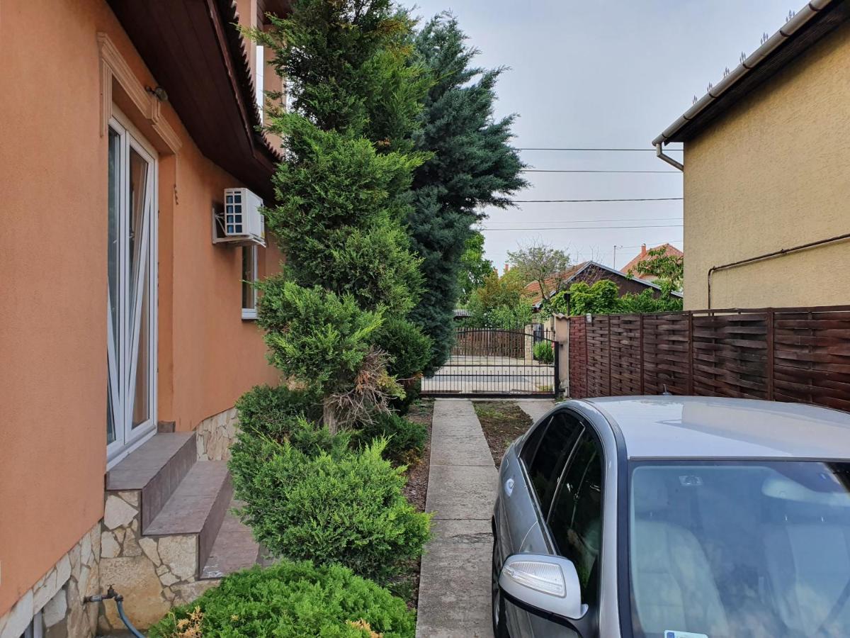 Airport Luxury Apartman 42 Vecsés Extérieur photo