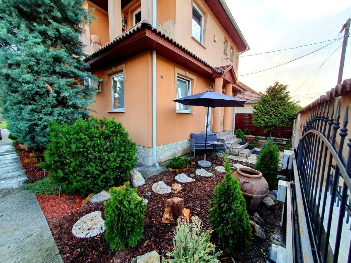 Airport Luxury Apartman 42 Vecsés Extérieur photo