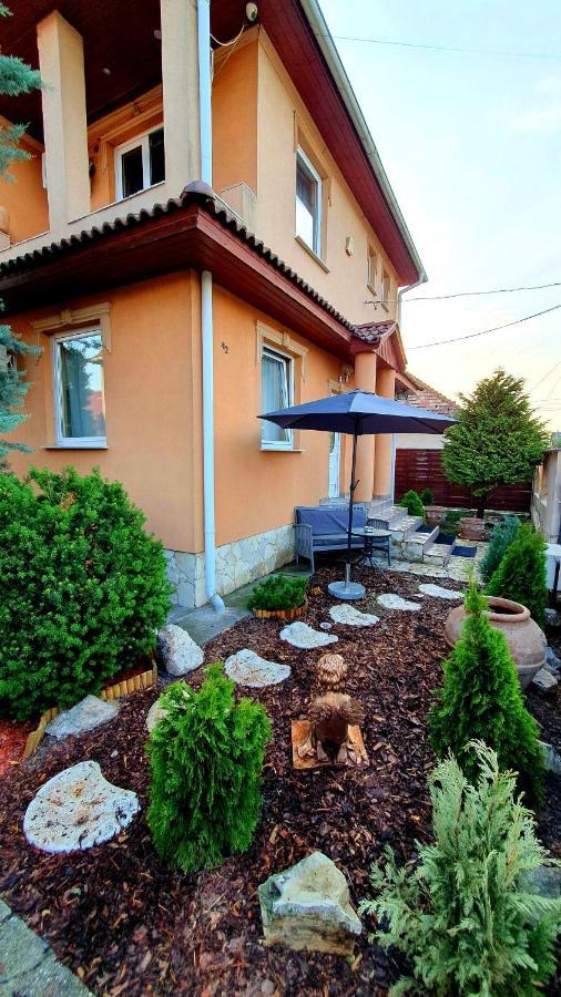 Airport Luxury Apartman 42 Vecsés Extérieur photo